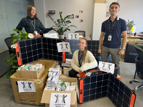 Ein Rettungswagen, 100 Erste-Hilfe-Sets und mehr